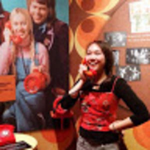 Meet your Posher, Leeann